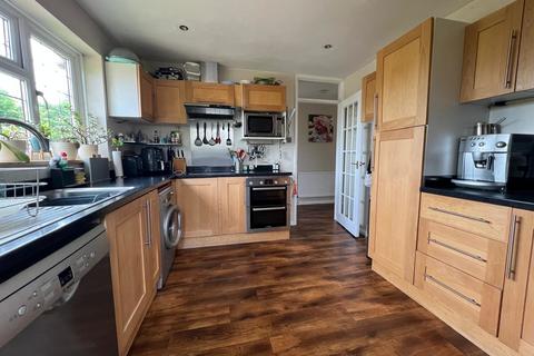 2 bedroom detached bungalow for sale, Judith Avenue, Knodishall