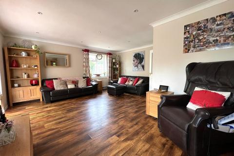 2 bedroom detached bungalow for sale, Judith Avenue, Knodishall
