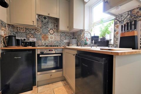 2 bedroom terraced house for sale, Waveney Road, Ipswich