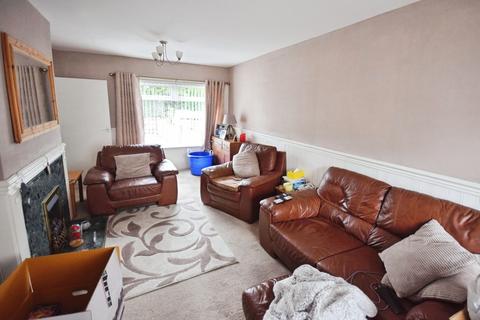 3 bedroom semi-detached house to rent, Duddell Road, Smallthorne