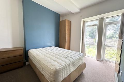 undefined, Rodley Lane, Rodley
