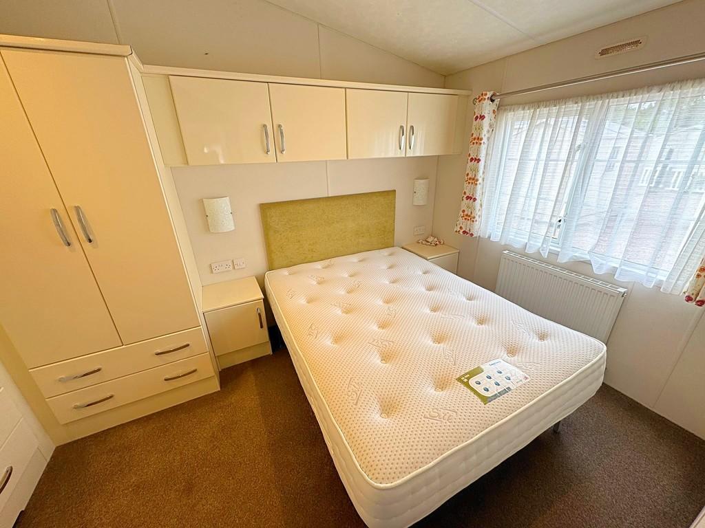 64 Bed 1