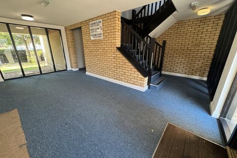 1 bedroom flat for sale, Vicarage Lane, East Ham, London, E6