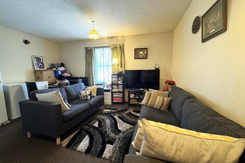 1 bedroom flat for sale, Vicarage Lane, East Ham, London, E6