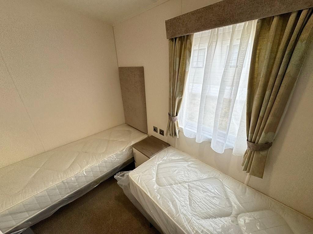 35 Bed 2