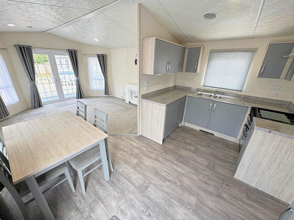 62 Kitchen