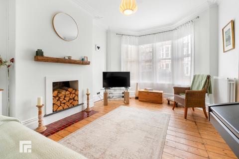 23 Australia Road, Cardiff, CF14 3BZ