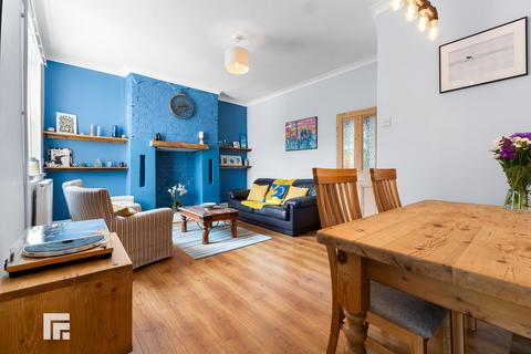 23 Australia Road, Cardiff, CF14 3BZ