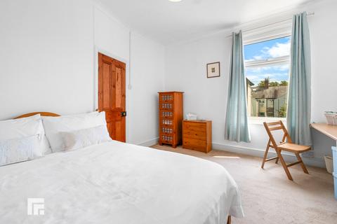 23 Australia Road, Cardiff, CF14 3BZ