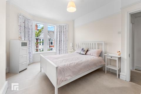 23 Australia Road, Cardiff, CF14 3BZ