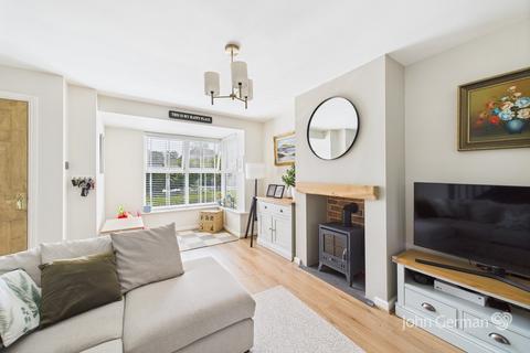 4 bedroom detached house for sale, Cornwall Drive, Saxonfields, Stafford