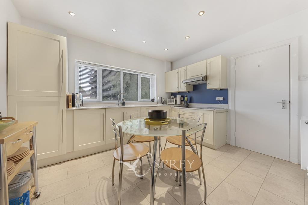 Kitchen/Breakfast Ro