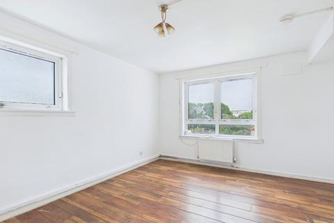 2 bedroom flat to rent, John Knox Street, Clydebank G81
