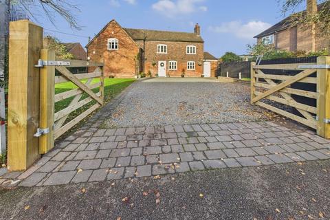 5 bedroom detached house for sale, The Square, Tamworth B79