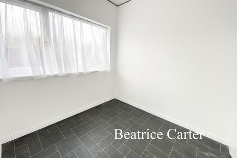 3 bedroom end of terrace house to rent, Carnation Way, Bury St. Edmunds IP28