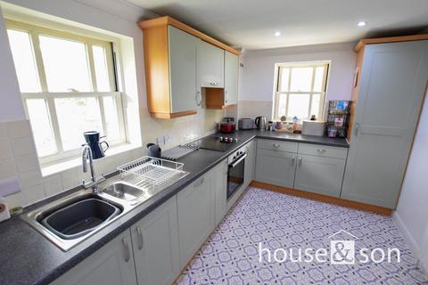 2 bedroom apartment for sale, East Cliff Manor, 45 Christchurch Road, East Cliff, Bournemouth, BH1