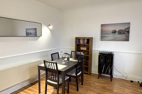 2 bedroom apartment for sale, Flat 6, 1 Livingston Drive South