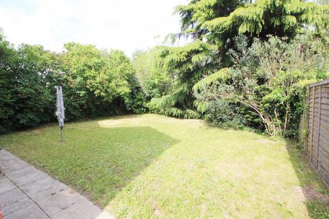 Studio to rent, Elmstead Road, Colchester