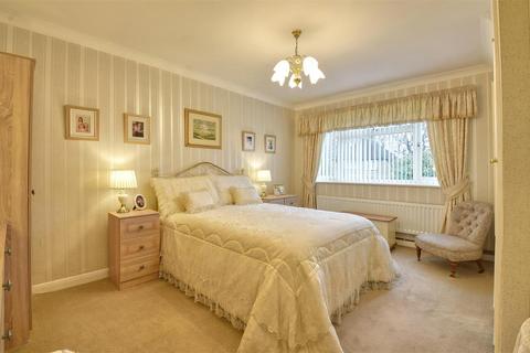 2 bedroom detached bungalow for sale, Wells Close, Tenterden