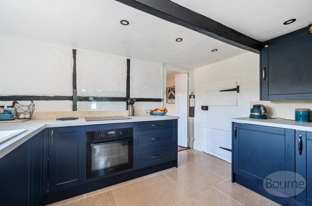 B5229b96-50d9-4a7...