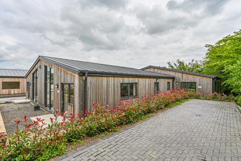 Office to rent, Ashford -1 Tenterden TN30 6SP