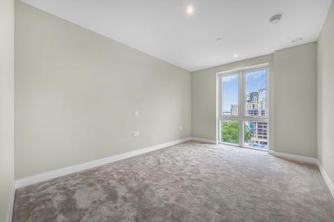 3 bedroom flat to rent, Cairncross House, 17 Townsend Road, London