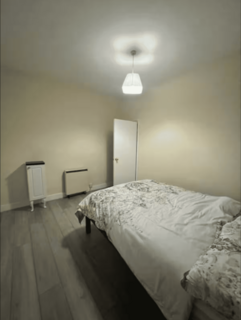 2 bedroom terraced house to rent, Muirkirk Road, London, SE6