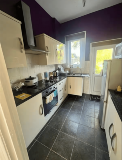 2 bedroom terraced house to rent, Muirkirk Road, London, SE6