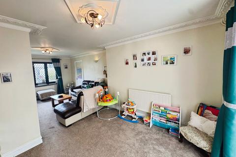 undefined, Swn Yr Afon, Bridgend CF33