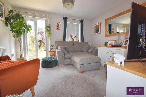 26 Bellscroft, Wombwell, Barnsley, S73 0UZ