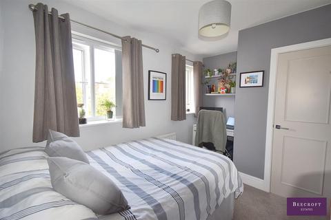 26 Bellscroft, Wombwell, Barnsley, S73 0UZ