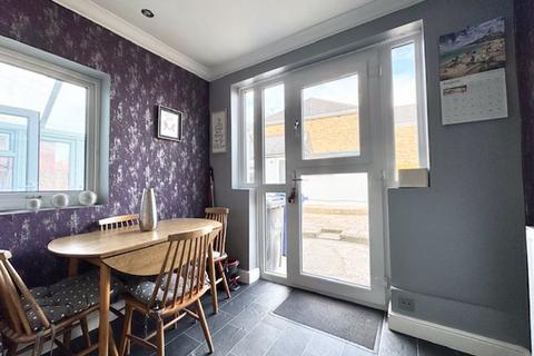 34 Marshall Avenue, Grimsby, DN34 4AH