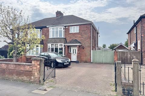 QUEEN MARY AVENUE, CLEETHORPES