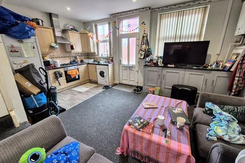 13 Elizabeth Street, Leeds, LS6 1JF