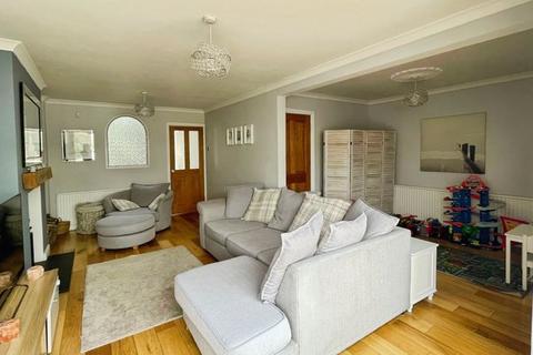 3 bedroom semi-detached house for sale, Charlesdale Drive, Aldridge, Walsall, WS9 0HN