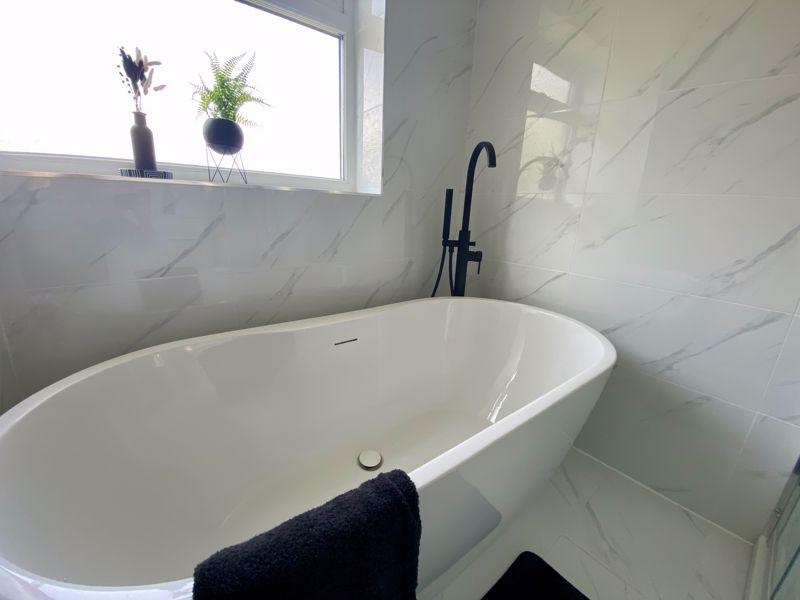 Free Standing Bath