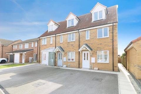 undefined, Stable Way, Kingswood