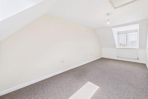 undefined, Stable Way, Kingswood