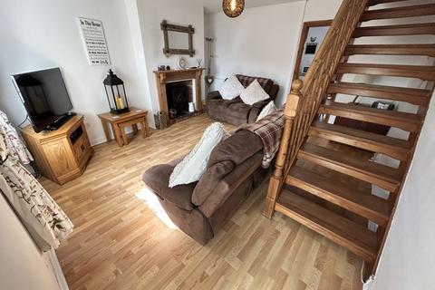 2 bedroom cottage for sale, Mount Pleasant Terrace, Penrhynside