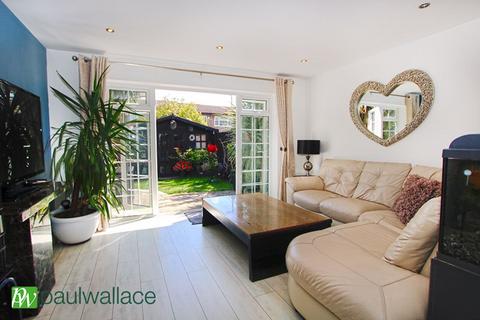 55 Brampton Close, Cheshunt, Waltham Cross, EN7 6HZ
