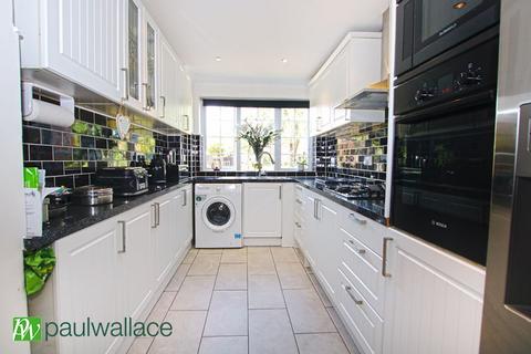 55 Brampton Close, Cheshunt, Waltham Cross, EN7 6HZ