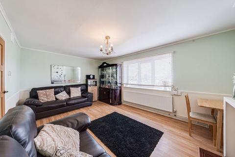 undefined, Great Cambridge Road, London N9