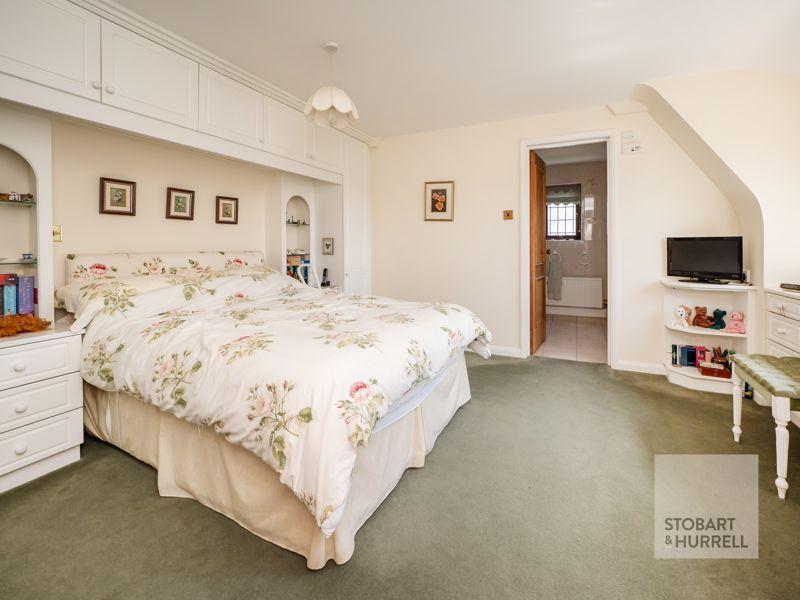 Bedroom To En-Suite