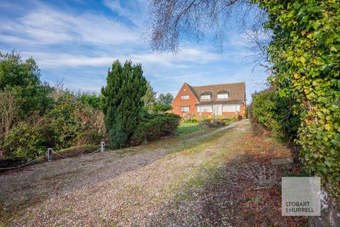 4 bedroom detached house for sale, Ropes Hill, Norwich NR12