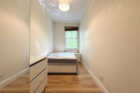 3 bedroom apartment to rent, 9 Peckham High Street, London SE15