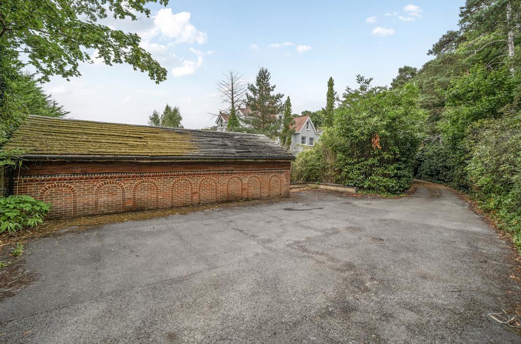 Outbuilding