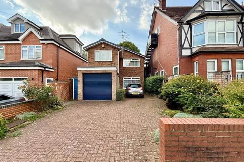 Lansdowne Road, New Bedford Road Area, Luton, Bedfordshire, LU3 1EE