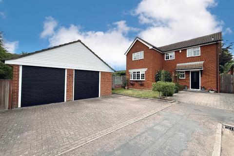 16 Walsingham Close, Luton, LU2 7AP