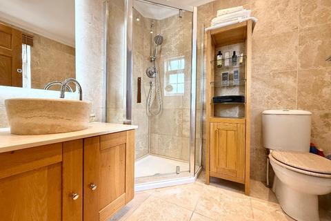 16 Walsingham Close, Luton, LU2 7AP