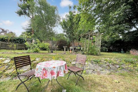 undefined, Oakley Road, Warlingham, Surrey, CR6 9BF